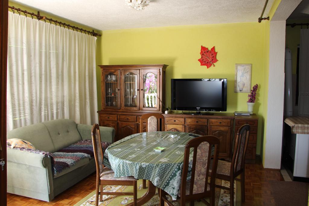 Apartment Dragovic Ulcinj Szoba fotó